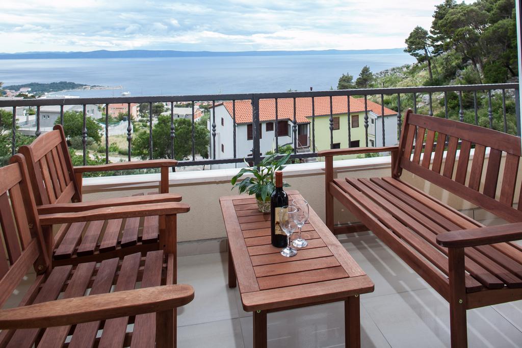 Apartments Fiona - Away From City Crowds Makarska Habitación foto