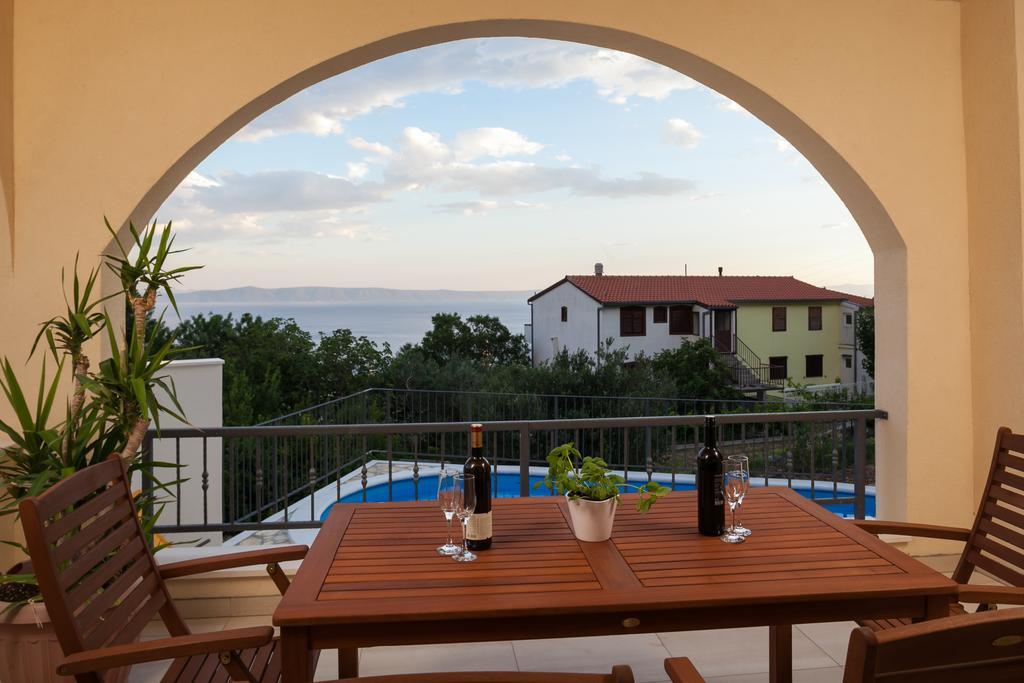 Apartments Fiona - Away From City Crowds Makarska Habitación foto